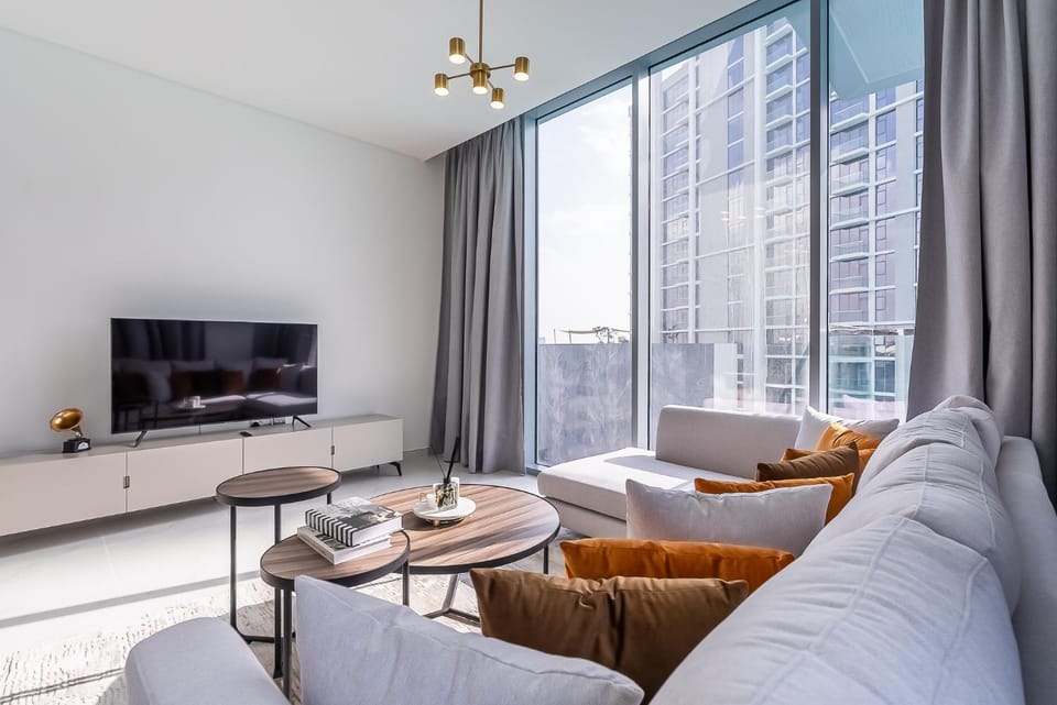 3BDR with Maid Room I District One I Spacious and Cozy Apartment in Dubai
