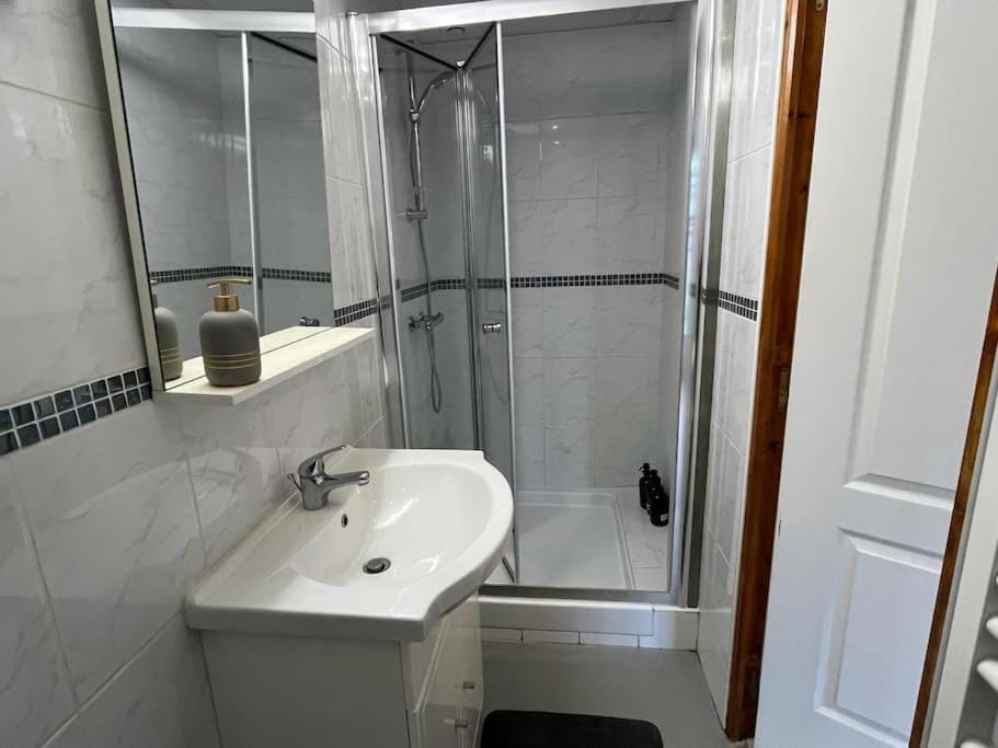 Golden Tours - Studio moderne Apartment in Tours