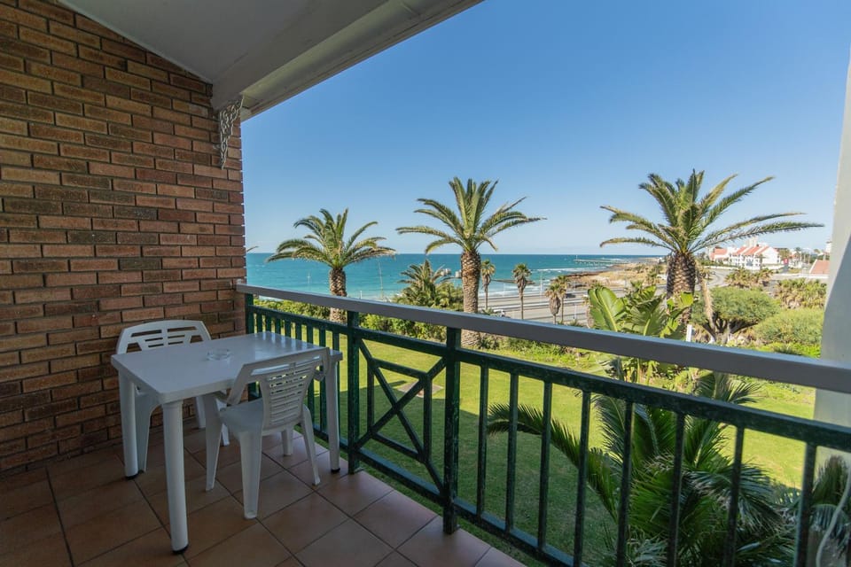 142 Brookes Hill Suites Holiday Resort Apartment in Port Elizabeth