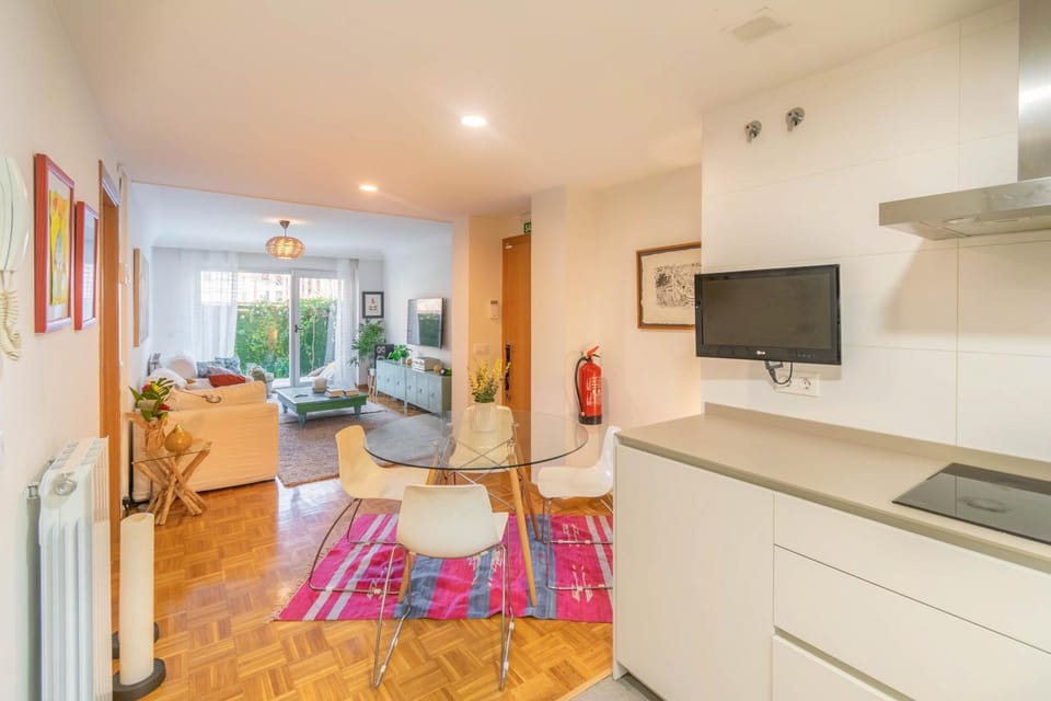 Encantadora habitación en apartamento con terraza Apartment in Pamplona