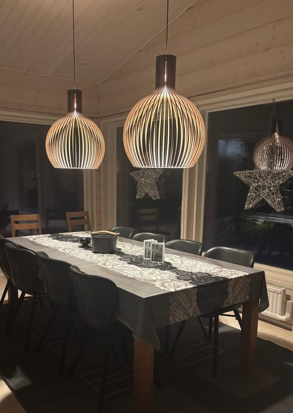 Villa Hellitä - big, private and great location Villa in Lapland