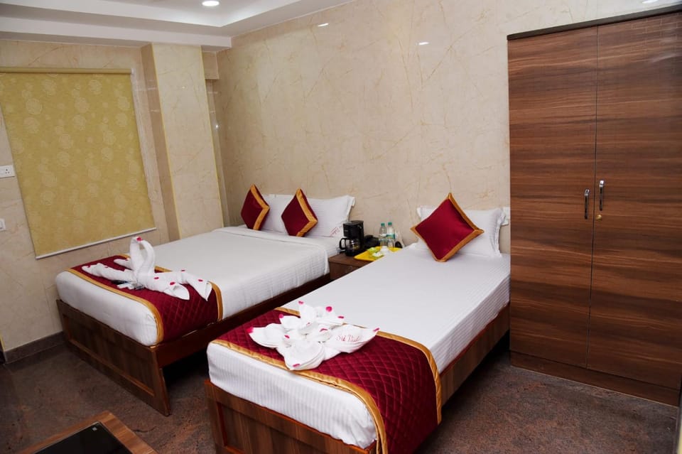 Sri Vishnu Residency Hotel in Tamil Nadu