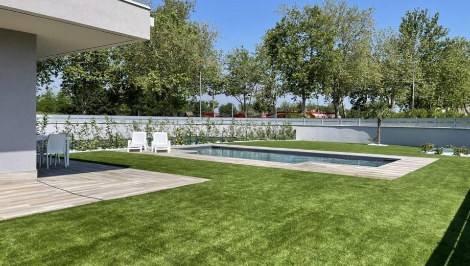 Day, Garden, Garden view, Pool view, Swimming pool, sunbed