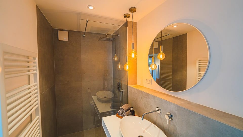 Shower, Toilet, Bathroom, Text overlay