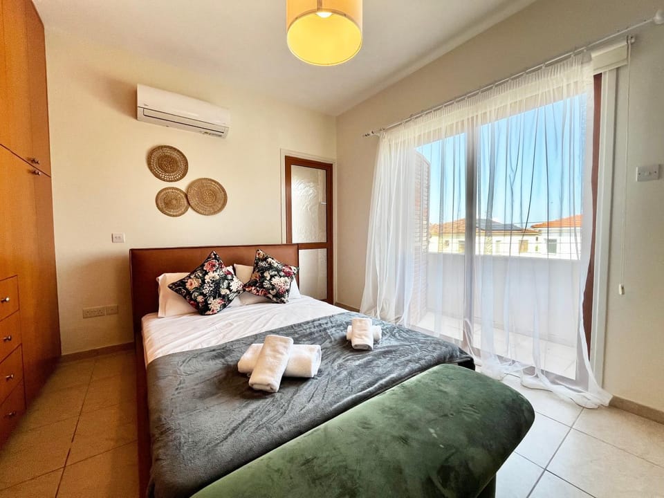 STAY Tranquility Cove House in Larnaca