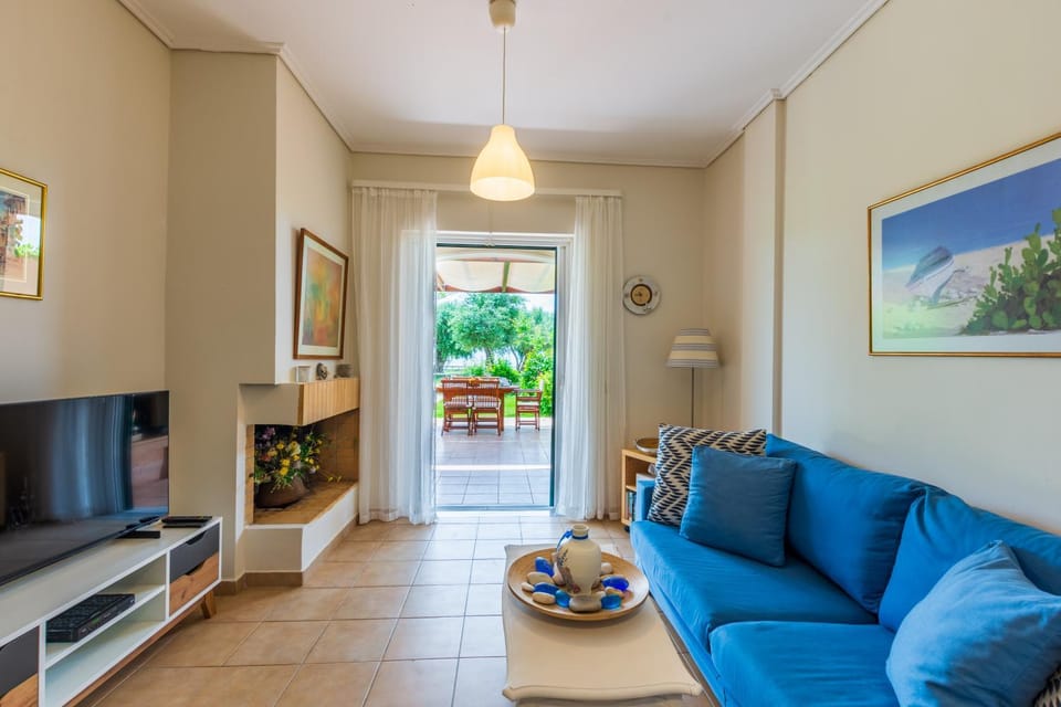 TV and multimedia, Living room, Seating area