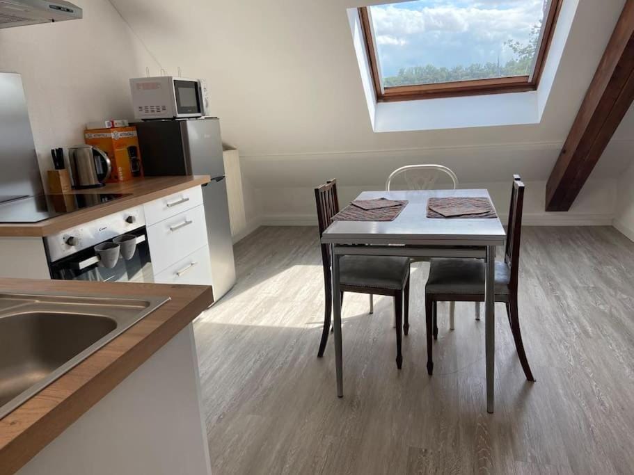 Appartement en résidence avec parking Apartment in Vendôme