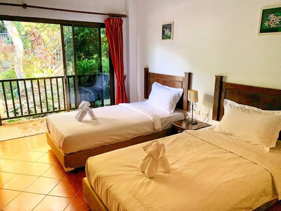 Charming Pool Twin Holiday Home Vacation rental in Patong