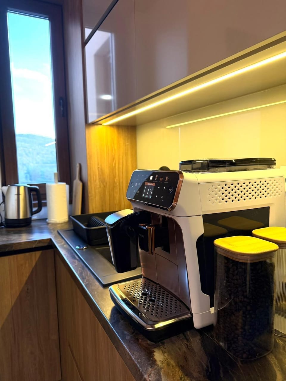 Coffee/tea facilities, Kitchen or kitchenette