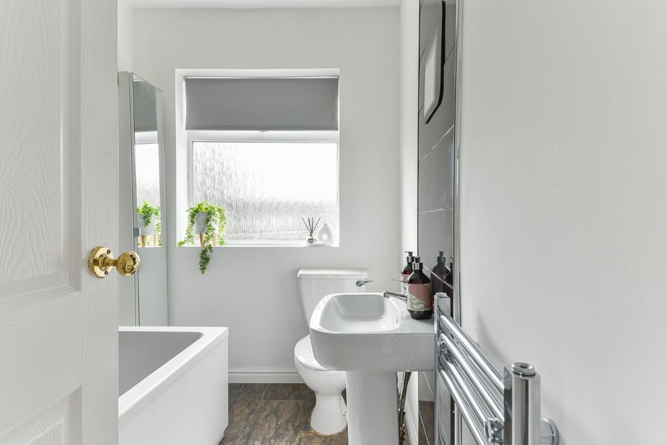 Toilet, Bathroom, Bath