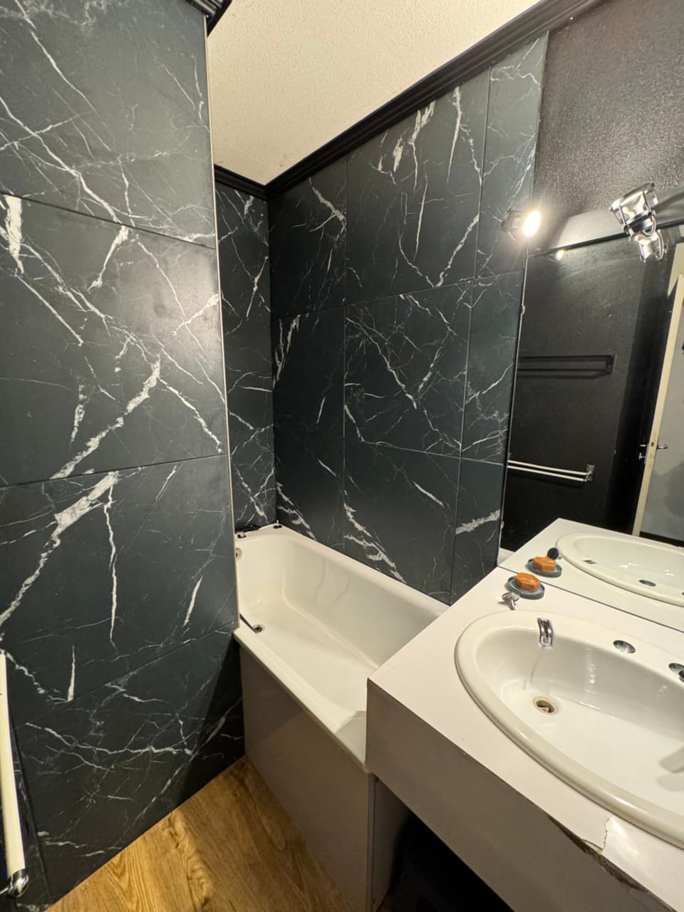 Appartement chalet 4-6 personnes au pied des pistes Apartment in Aragon