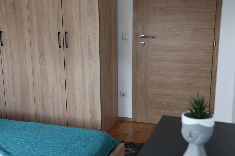 Bed, Bedroom, wardrobe
