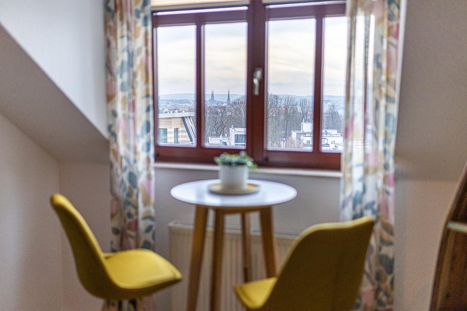 Living room, Seating area, City view