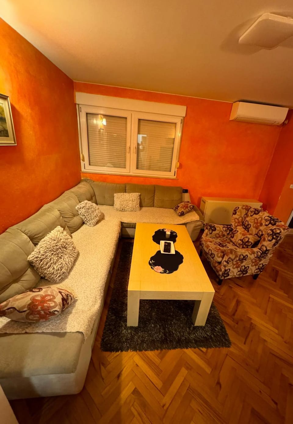 Bed, Living room, Seating area