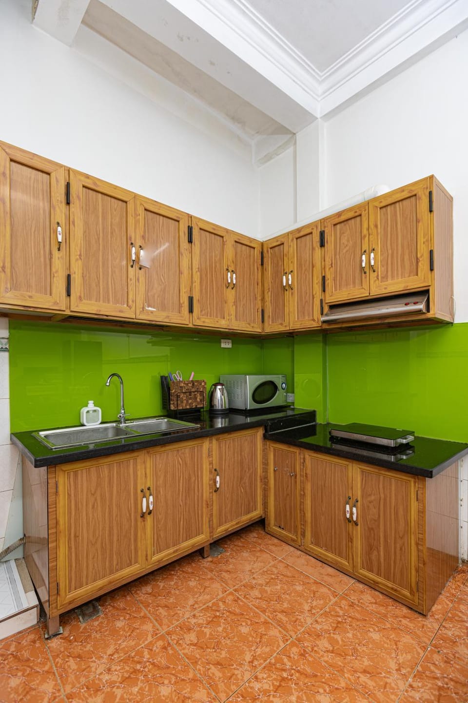 Kitchen or kitchenette, Communal kitchen, minibar