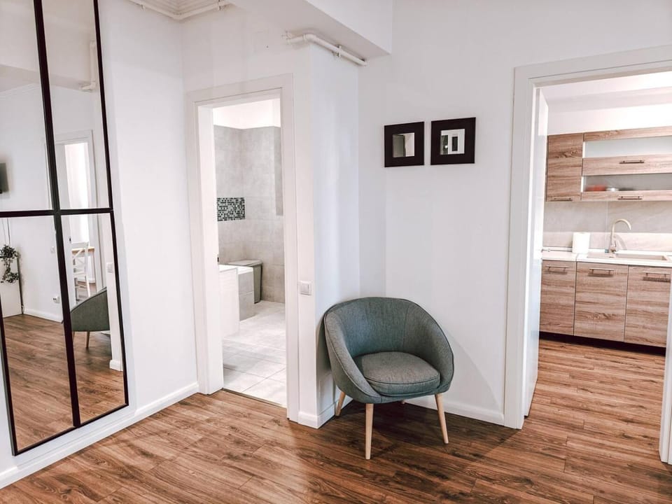 Luminia Apartment with garden, Self check in Apartment in Cluj-Napoca