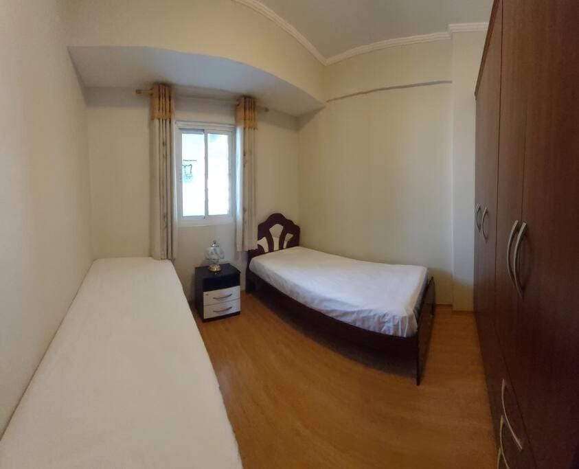 Bed, Photo of the whole room, wardrobe