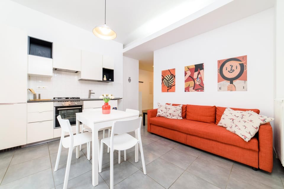 Living room, Seating area, kitchen