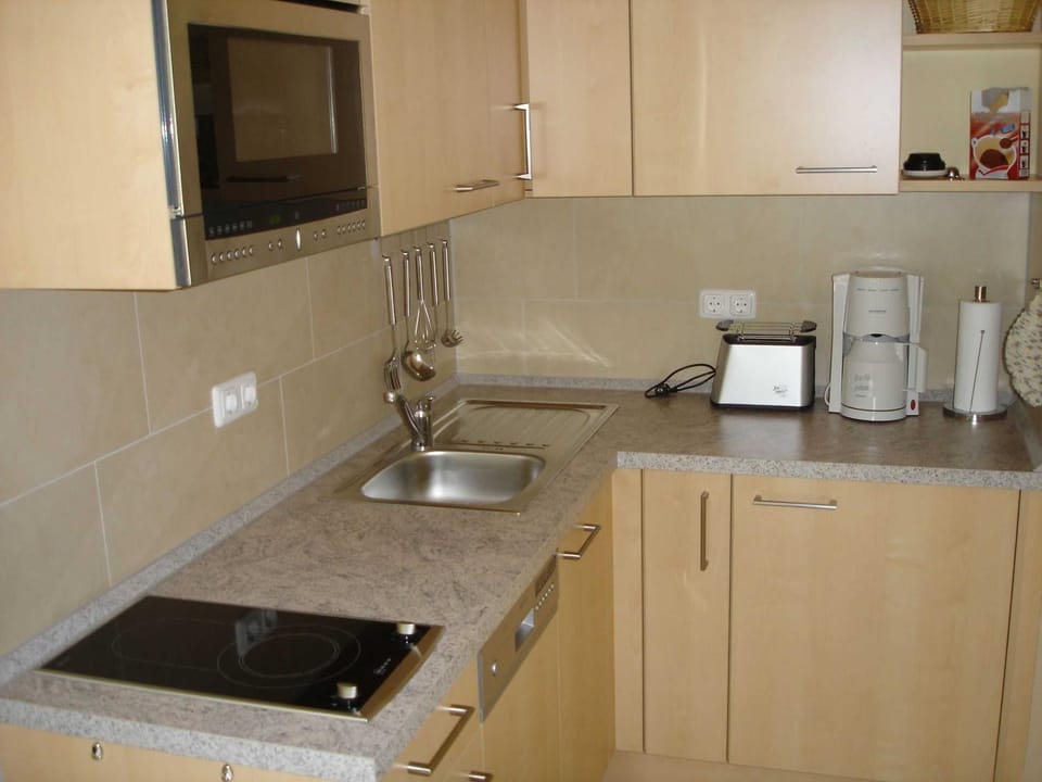 Ferienwohnung Friedhofsweg, Haberland Apartment in Müritz
