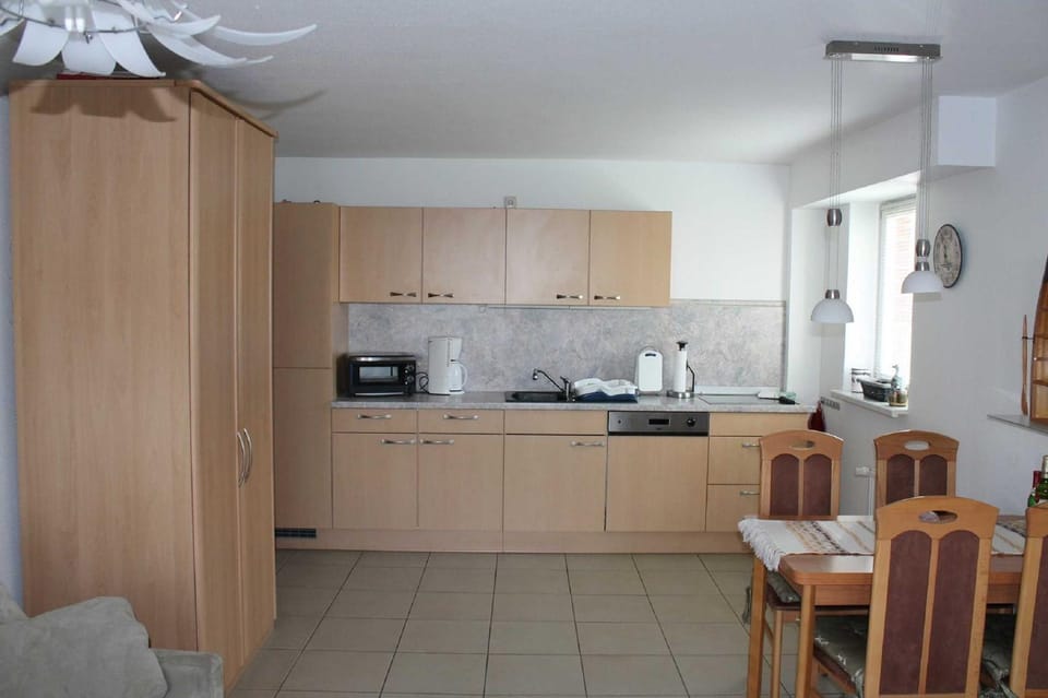 Haus Ingrid Pietsch GM 69670 Apartment in Graal-Müritz