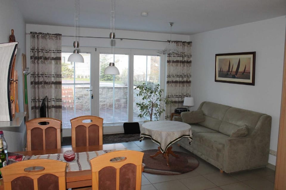 Haus Ingrid Pietsch GM 69670 Apartment in Graal-Müritz