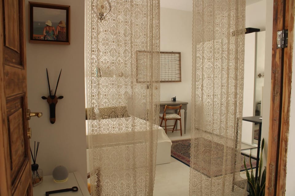 Bedroom, Area and facilities