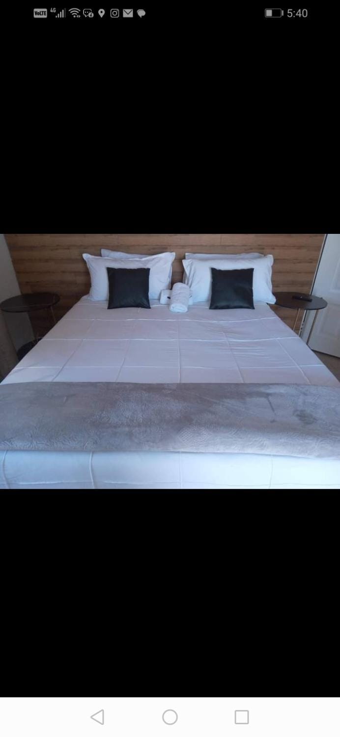 Riverside guesthouse Vacation rental in South Africa