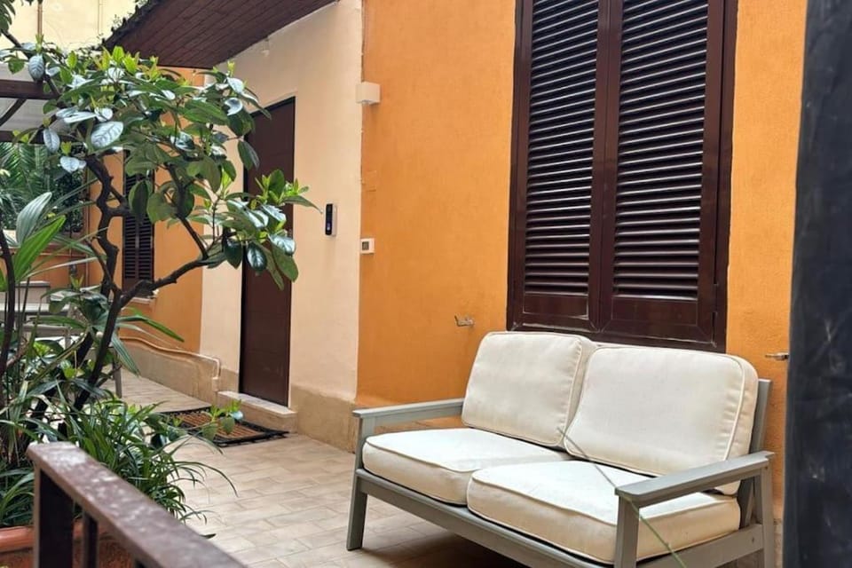 Cola di Rienzo 243 Relais-B House in Rome