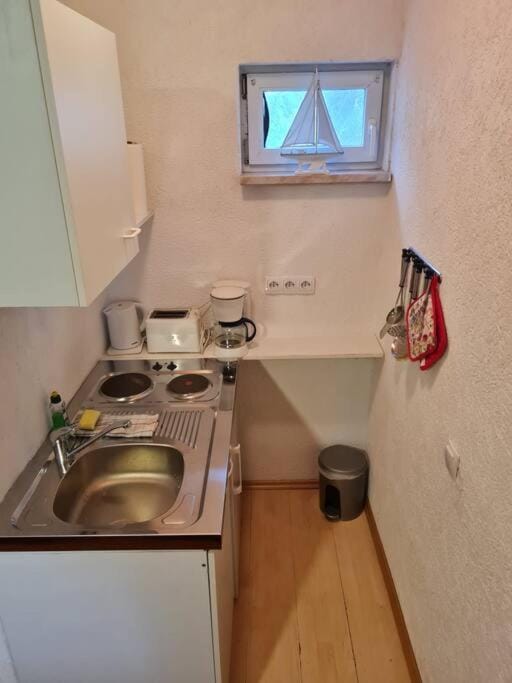 gemütlicher Gartenbungalow (Nr. 1) mit Terrasse - Strandvogtei Sellin Apartment in Sellin