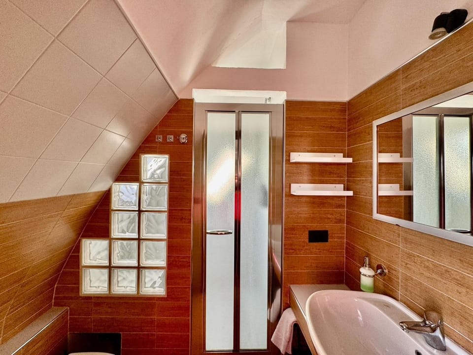 Shower, Bathroom, furniture