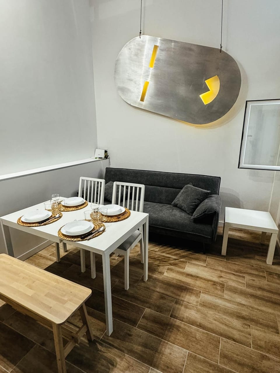 Living room, Seating area, Dining area