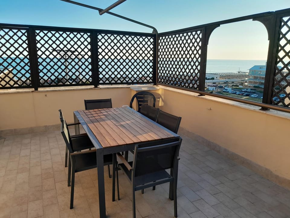 Casa Paradiso House in Ostia