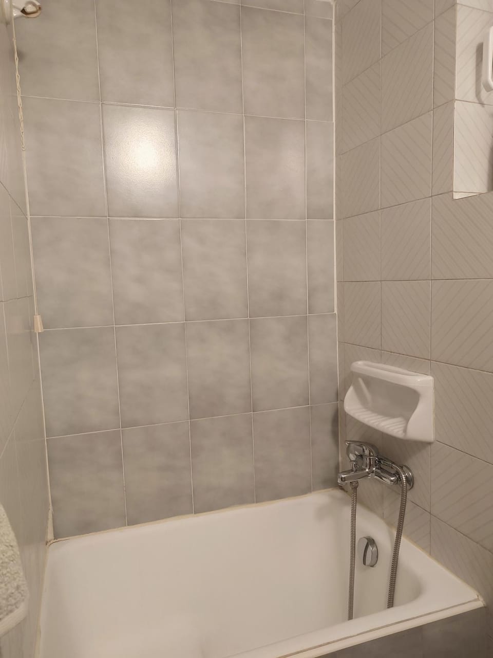 Shower, Bath