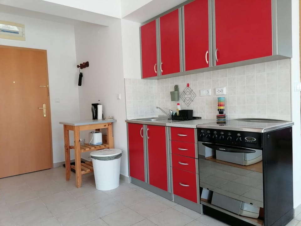 Apartman AVA, 2+3, 250m od plaže Apartment in Novi Vinodolski