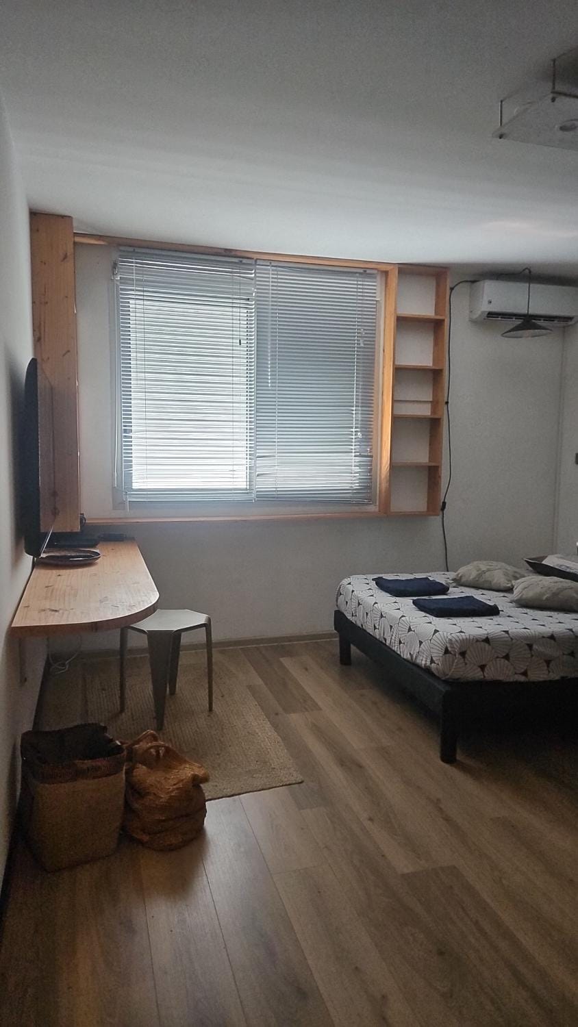 Le Cocon - Studio proche du CHU Apartment in Saint-Denis