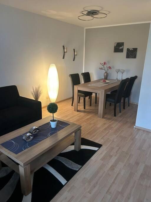 Living room, Dining area