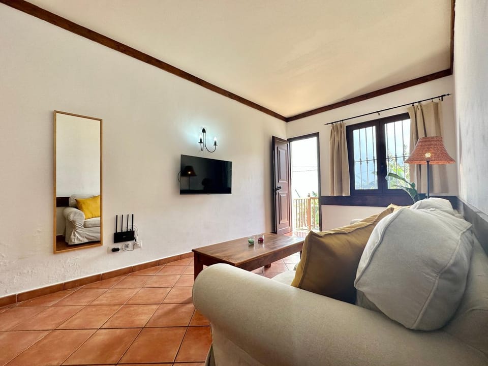 TV and multimedia, Living room, Seating area