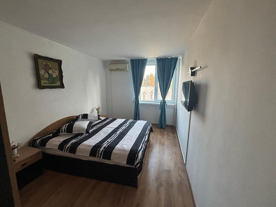Hypnotic Suite Olimp Apartment in Dobrich Province, Bulgaria