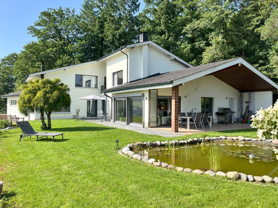 High-End-Haus mit Garten und Extras Villa in Aargau, Switzerland
