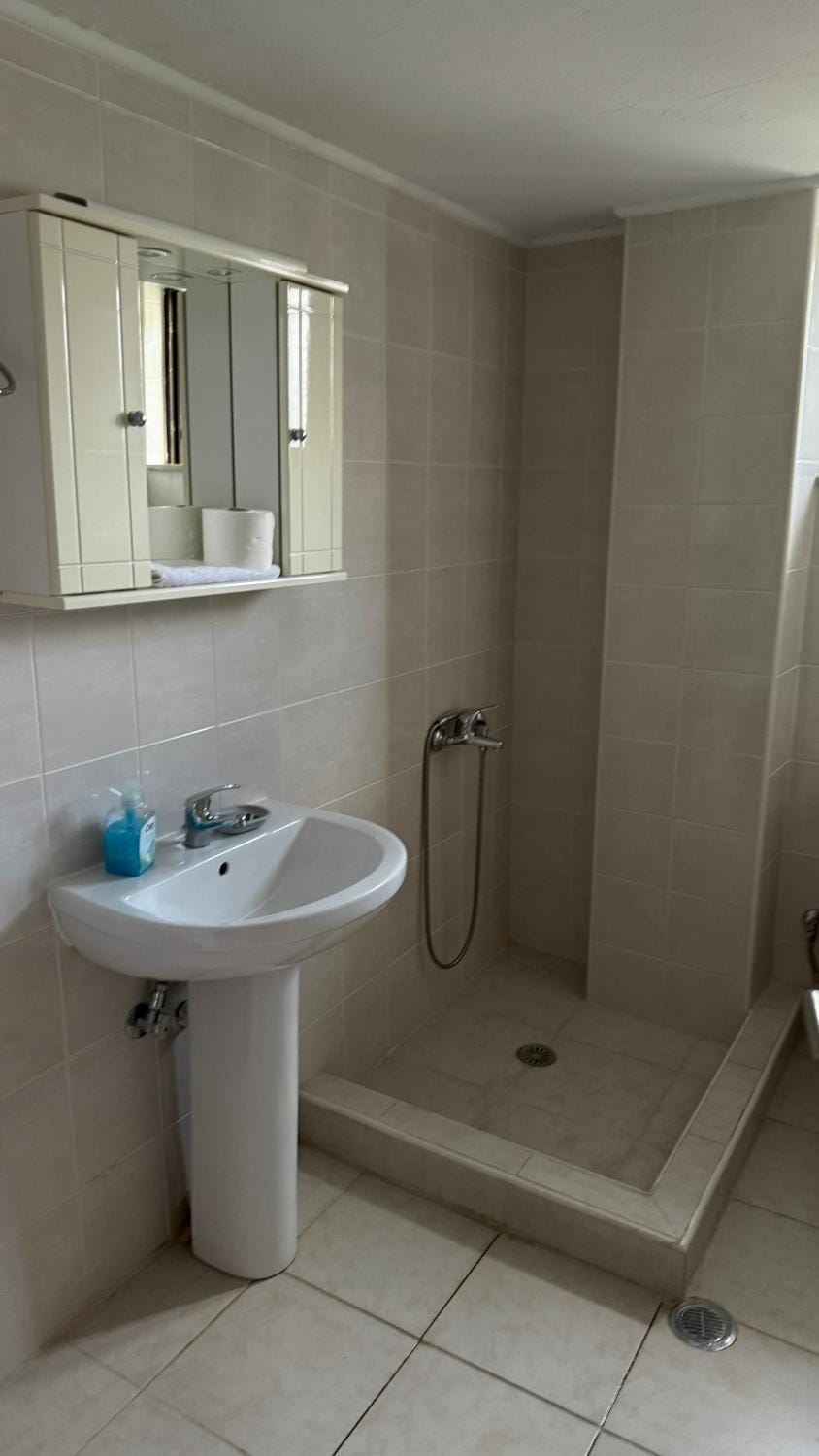 Alasrooms-A2 Δίχωρο 38m2 διαμ1ου μεμπαλκόνι κέντρο Apartment in Peloponnese, Western Greece and the Ionian