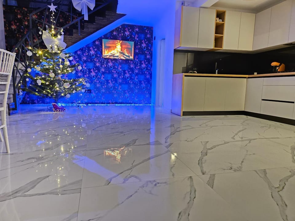 Kitchen or kitchenette, Living room, dishwasher