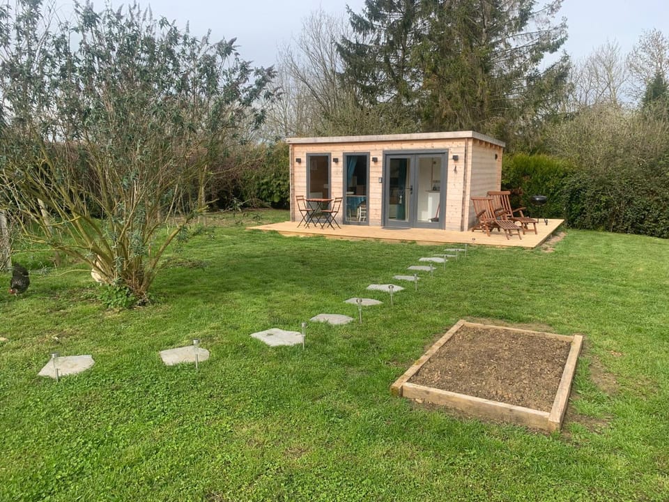 Property building, Garden view