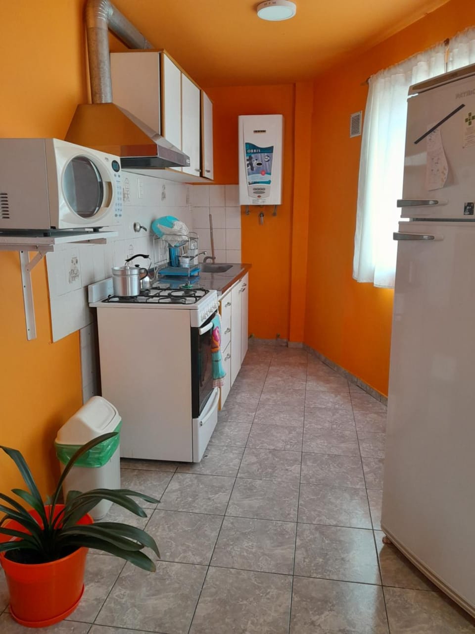 Kitchen or kitchenette