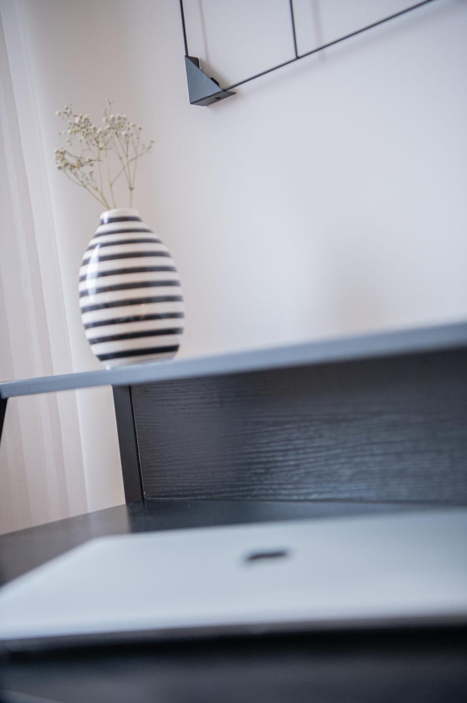 Business facilities, Decorative detail