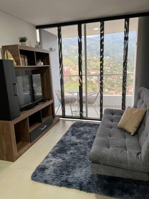 Moderno Apartamento en Sabaneta / Medellín Apartment in Sabaneta