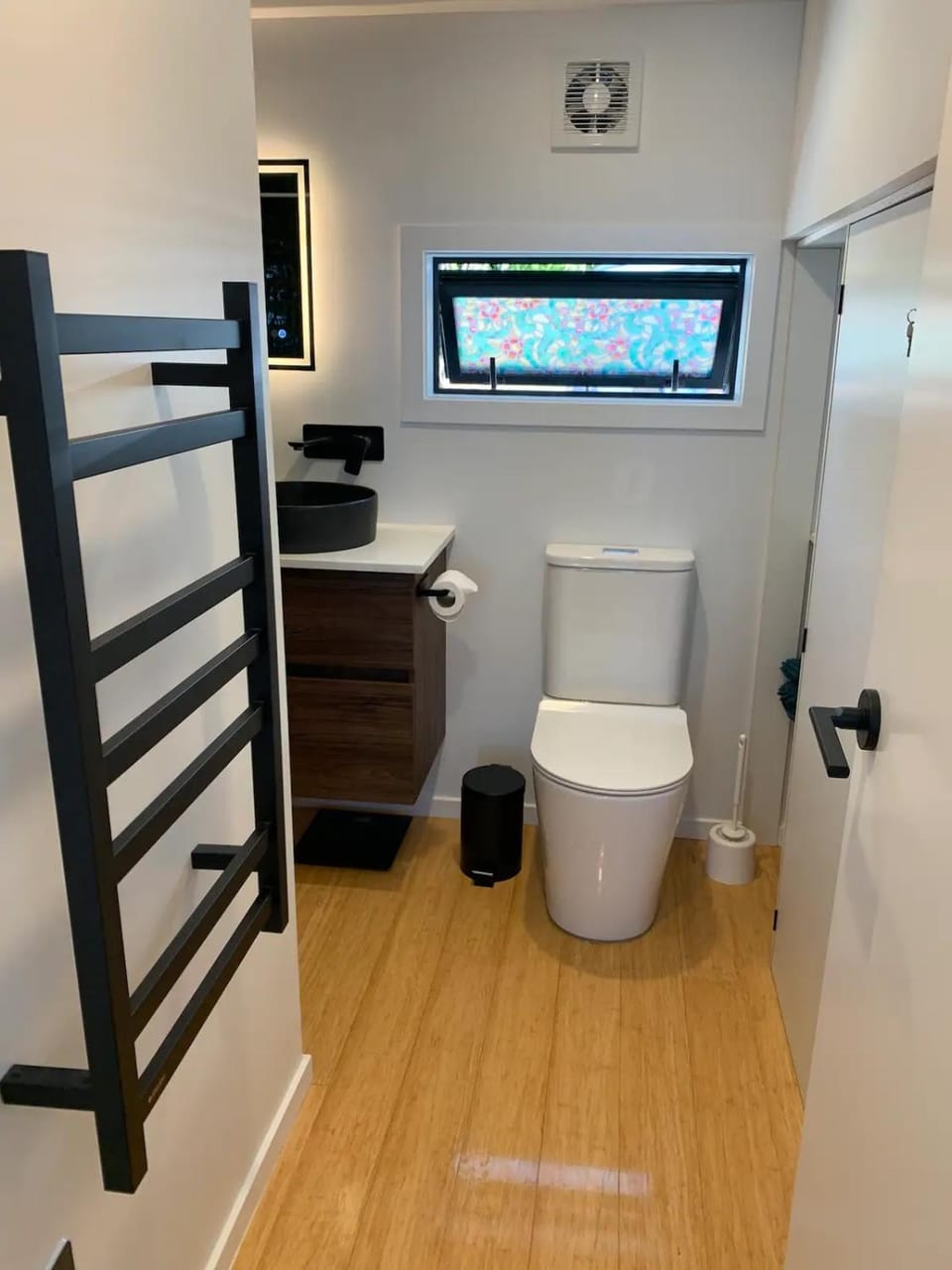 Toilet, Bathroom, wardrobe