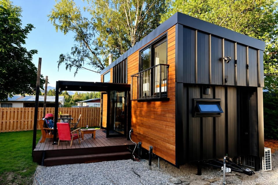 Property building, Patio, Day, Garden view