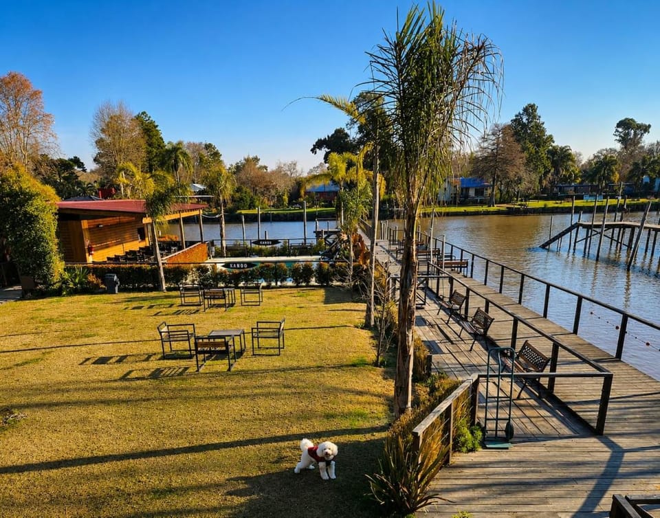 Kanoo Lodge House in Buenos Aires Province