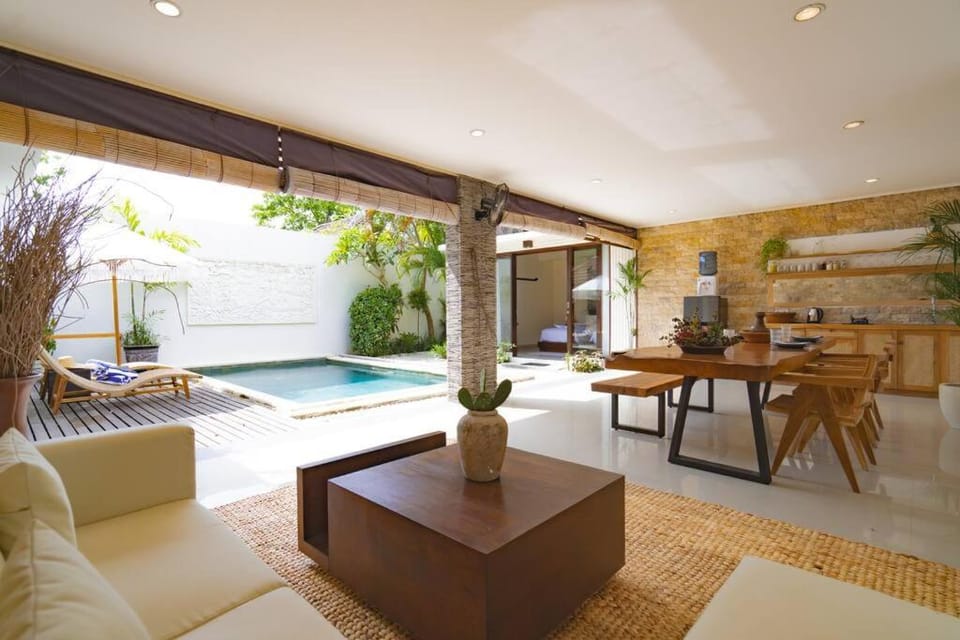 Living room, Seating area, Dining area, Pool view, Swimming pool, sunbed