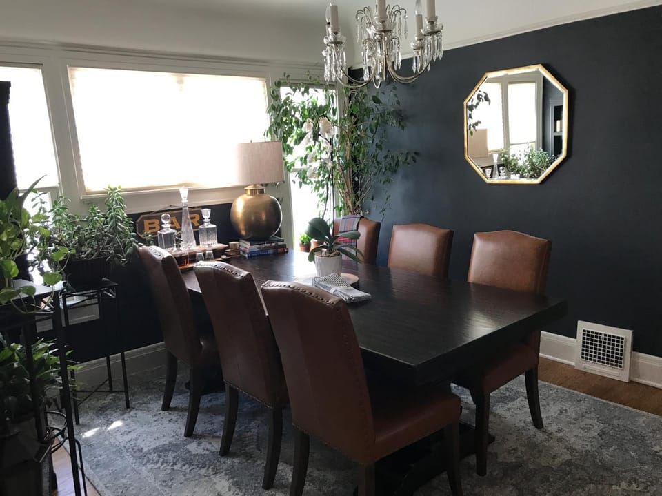 Seating area, Dining area